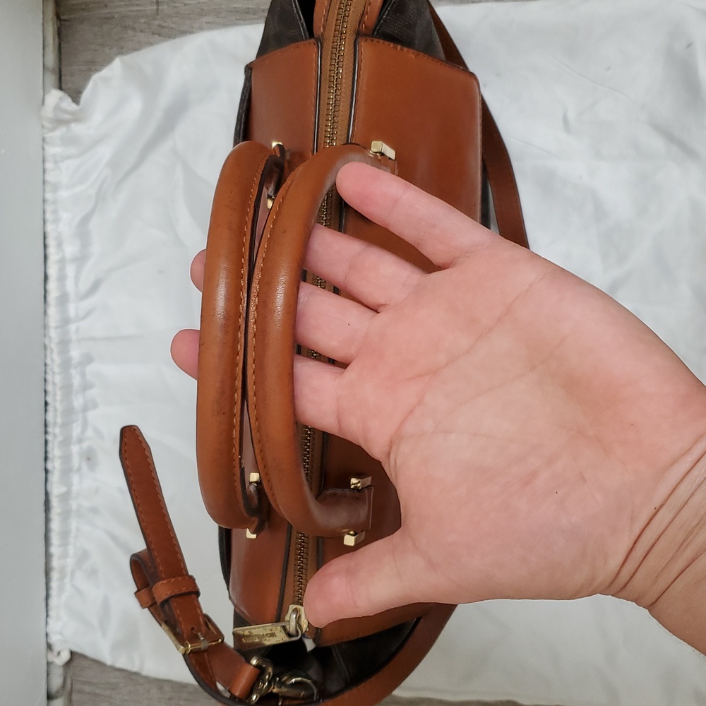 Michael Kors Two-Tone Satchel in Brown and Tan With Dust Bag - Picture 4 of 16